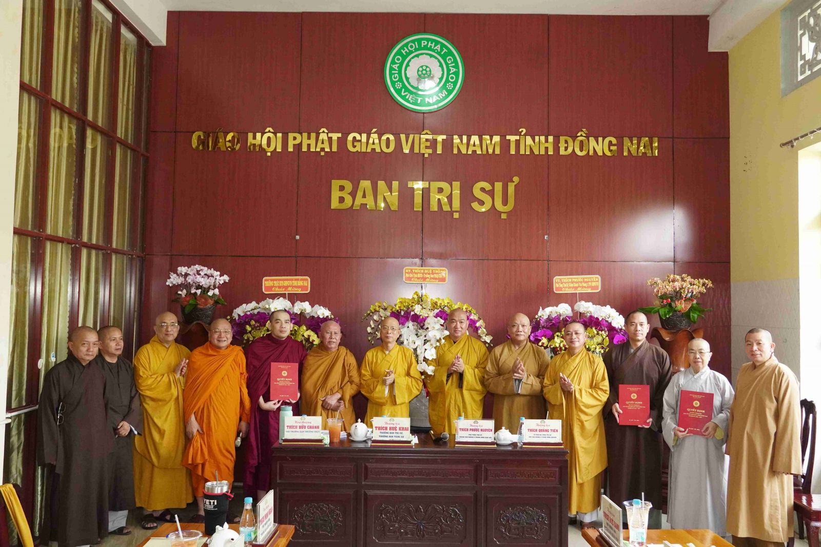 Đồng Nai: Hội đồng Trị sự trao quyết định chuẩn y nhân sự bổ sung cho thành viên Ban Trị sự Phật giáo tỉnh Đồng Nai