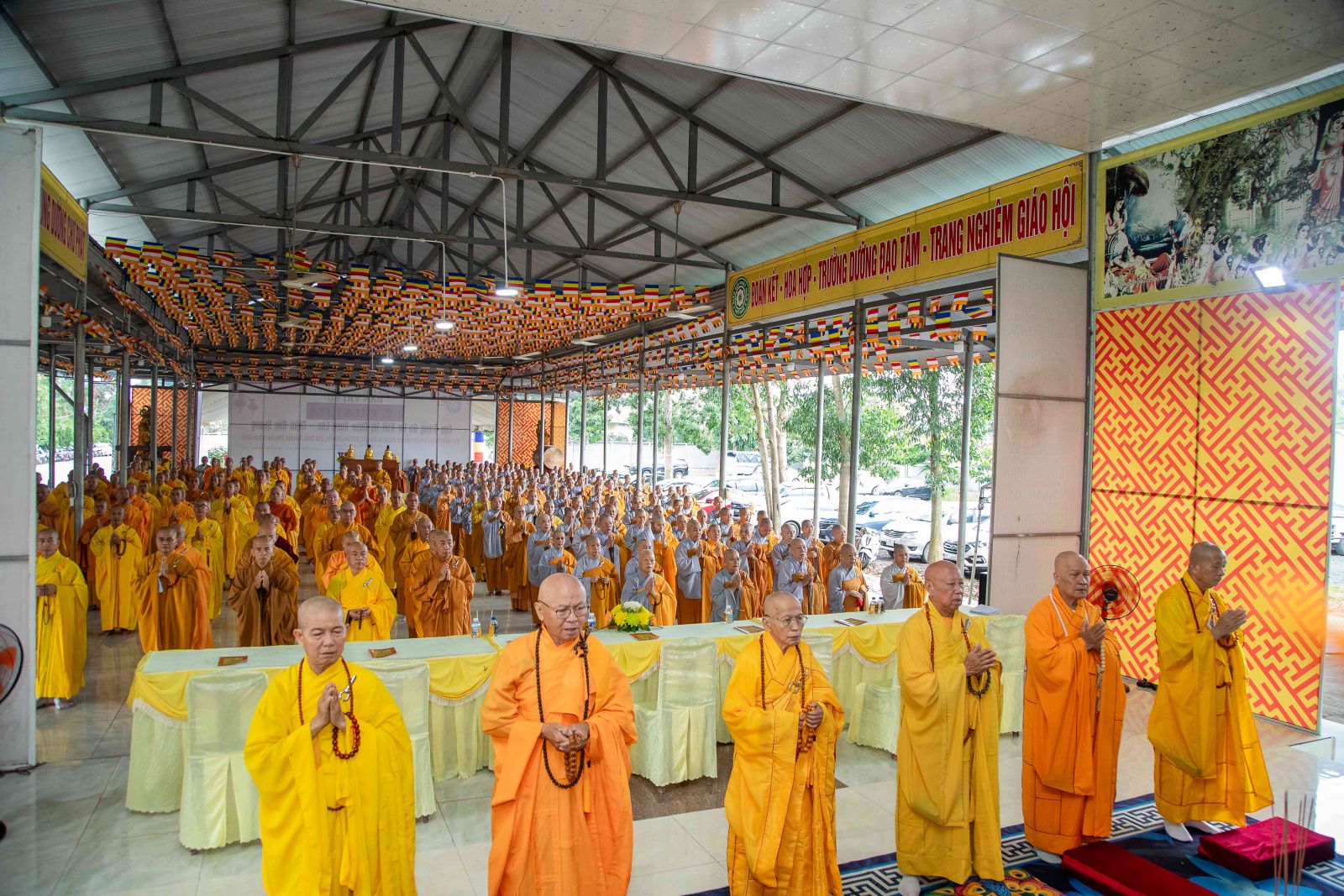 TP. Đồng Nai: Chư Tôn đức Tăng Ni Khu vực VI cử hành nghi thức Bố-tát, tụng giới kỳ cuối mùa An cư kiết hạ PL. 2570 TP. Đồng Nai: Chư Tôn đức Tăng Ni Khu vực VI cử hành nghi thức Bố-tát, tụng giới kỳ cuối mùa An cư kiết hạ PL. 2570