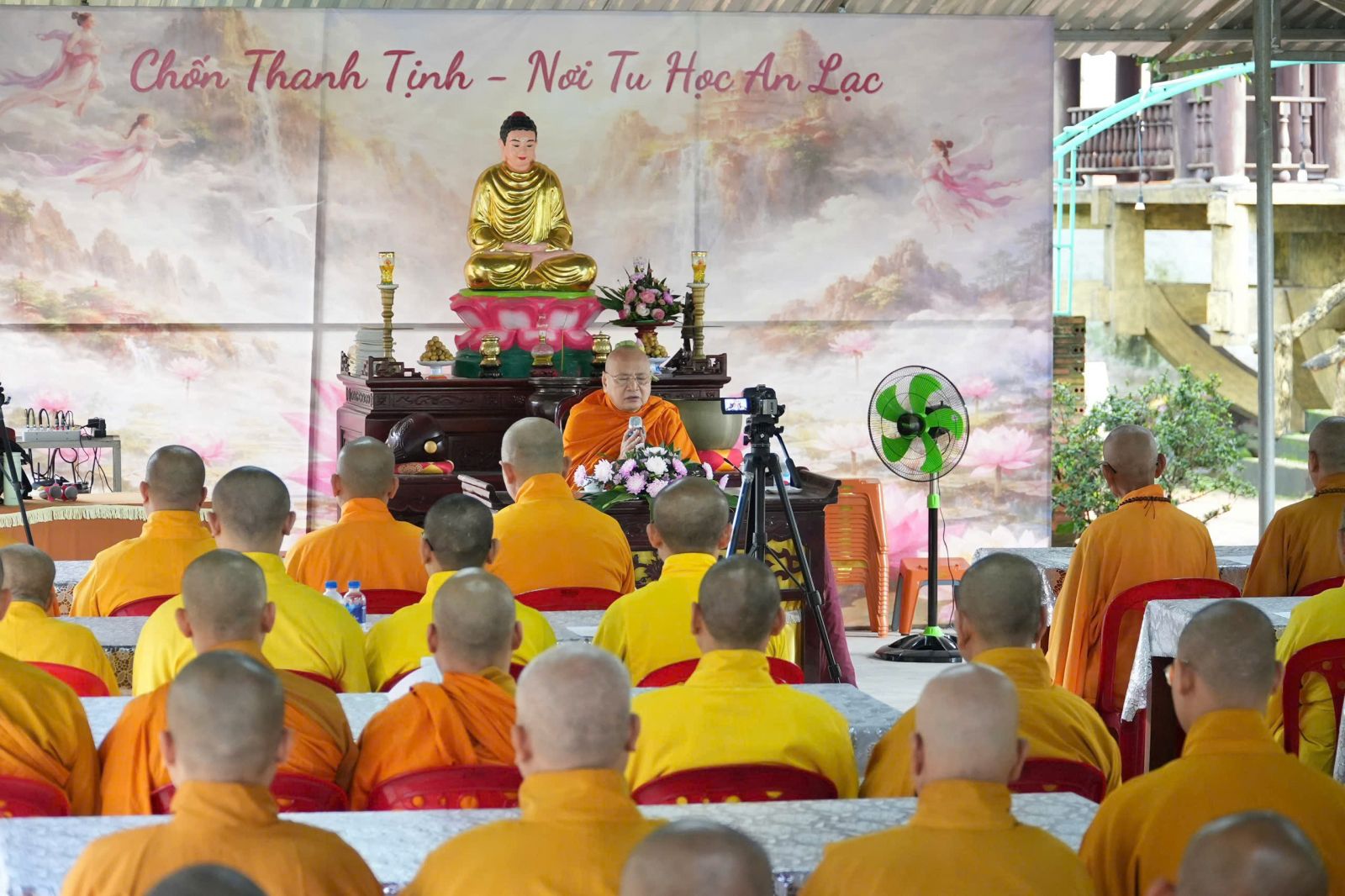 TP. Đồng Nai: Hòa thượng Thích Bửu Chánh thuyết giảng tại Khóa Huân tu khu vực VI với chủ đề “Năm pháp đưa đến thù thắng” TP. Đồng Nai: Hòa thượng Thích Bửu Chánh thuyết giảng tại Khóa Huân tu khu vực VI với chủ đề “Năm pháp đưa đến thù thắng”
