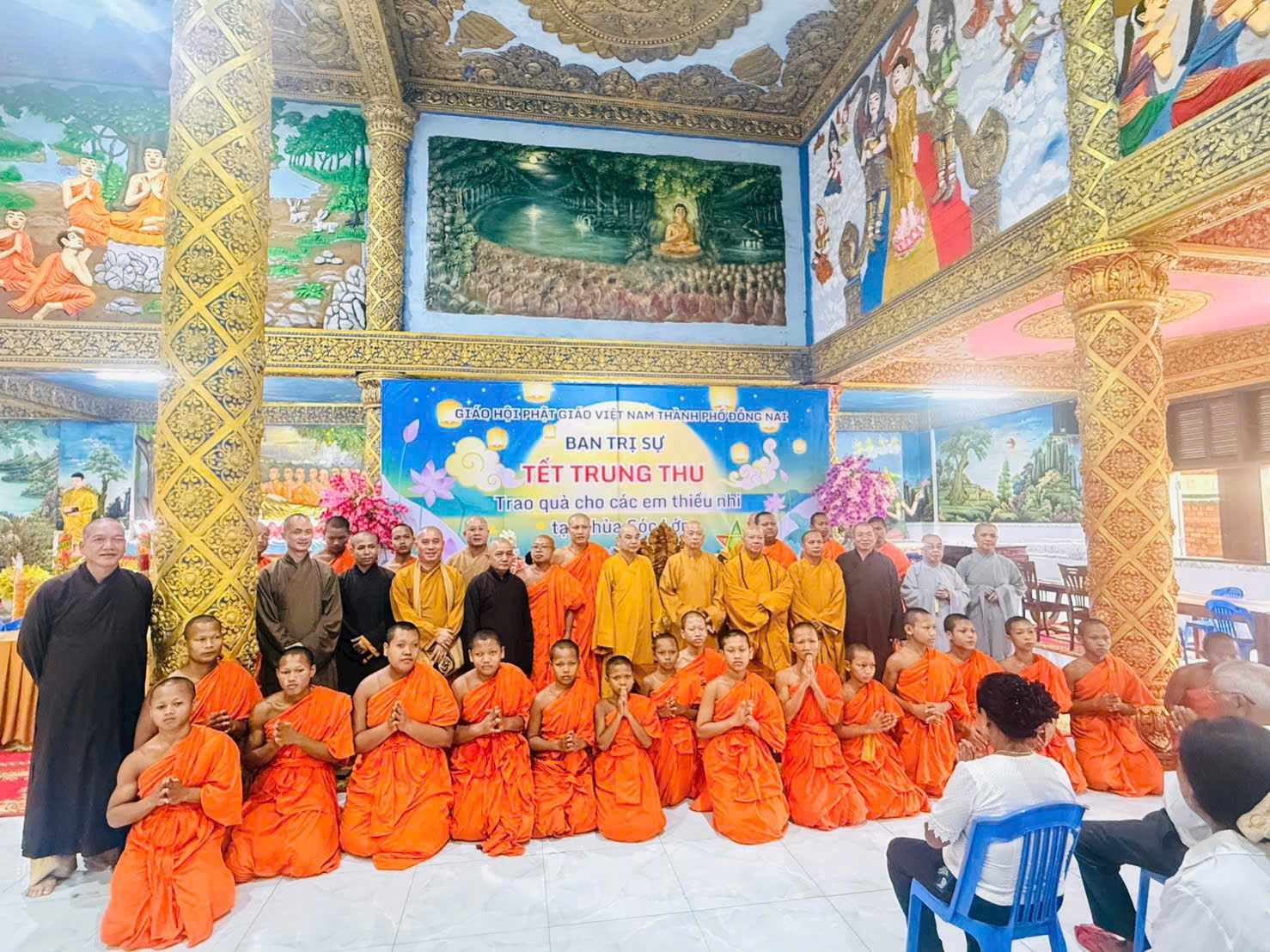 TP. Đồng Nai: Thường trực Ban Trị sự thăm Hạ trường Phật giáo Nam tông Khmer tại chùa Sóc Lớn, trao 500 phần quà Trung thu TP. Đồng Nai: Thường trực Ban Trị sự thăm Hạ trường Phật giáo Nam tông Khmer tại chùa Sóc Lớn, trao 500 phần quà Trung thu