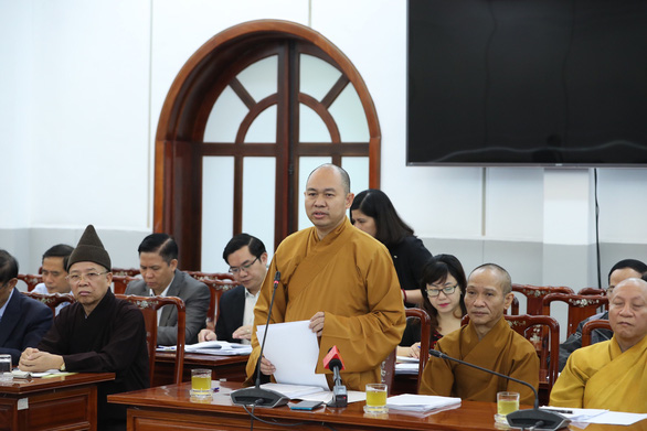 Góp ý văn kiện Đại hội XIII: 'Tôn giáo cũng là nguồn lực phát triển đất nước'
